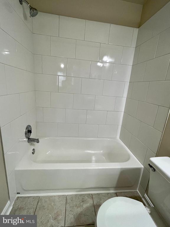 Building Photo - 1122 Huntmaster Terrace NE