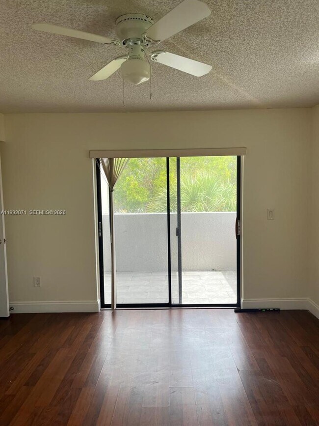 Building Photo - 8810 SW 132nd Pl