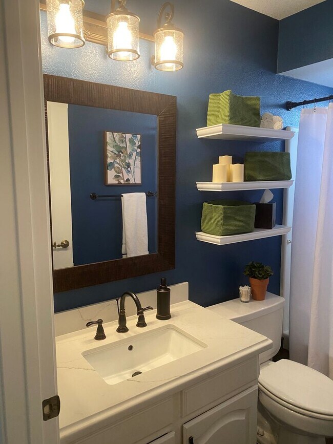 Building Photo - 1852 Leisure World