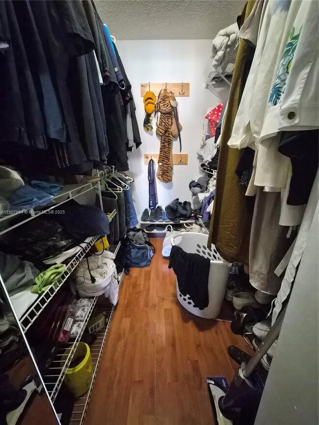 Building Photo - 10904 SW 72nd St