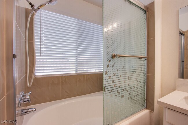 Building Photo - 6726 Paljay Ct
