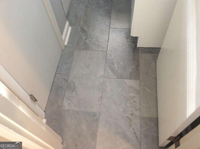 Building Photo - 209 Decatur Rd