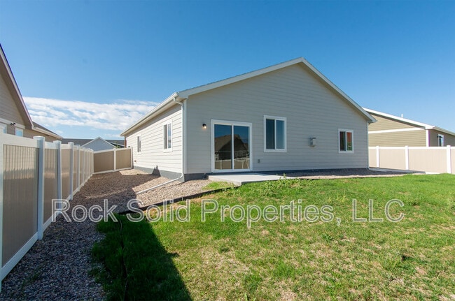 Building Photo - 1308 Rabbit Brush Trl