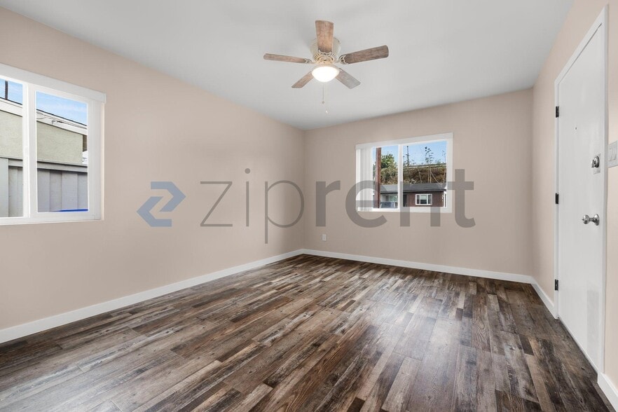Building Photo - Unit 1515
