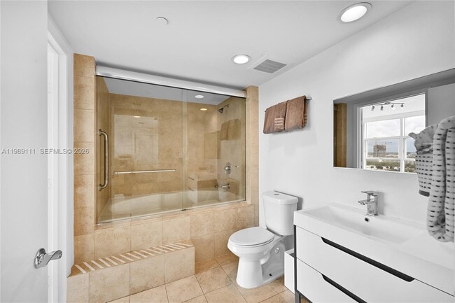 Building Photo - 1830 S Ocean Dr