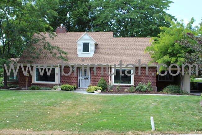 Building Photo - 4192 S Holloway Dr