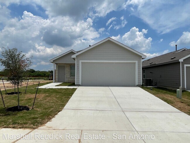 Building Photo - 4 br, 2 bath House - 10271 Asta Trail