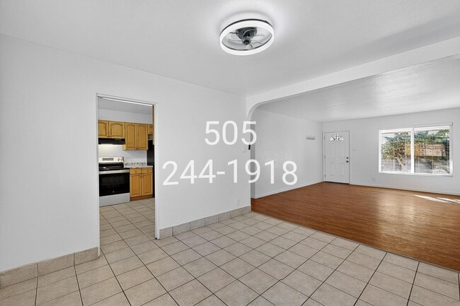 Building Photo - 8503 Menaul Blvd NE