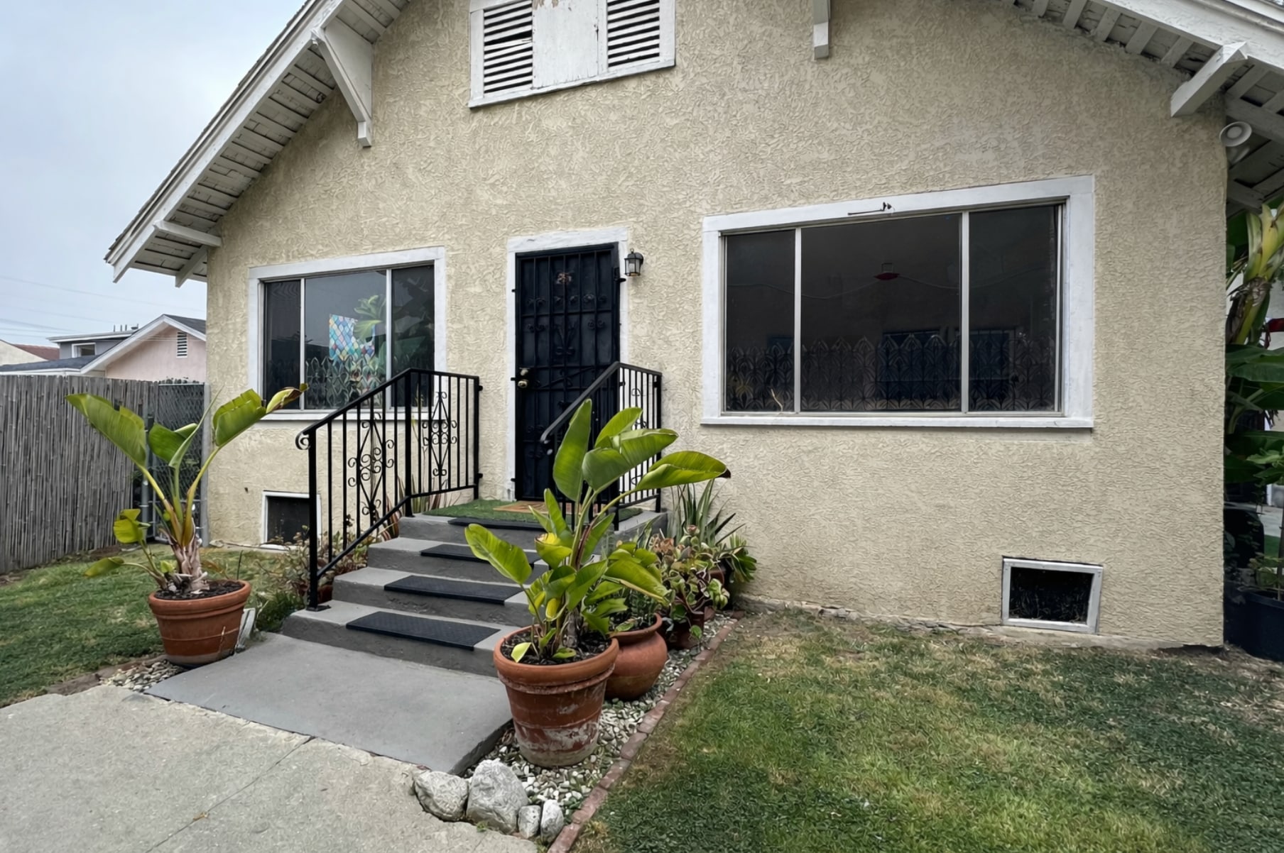 Front view of the house - 1661 W 36th Pl