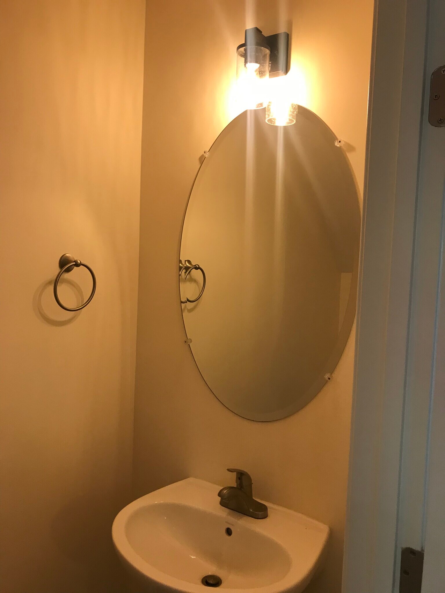 Half Bath - 1505 Stonewall Manor Dr