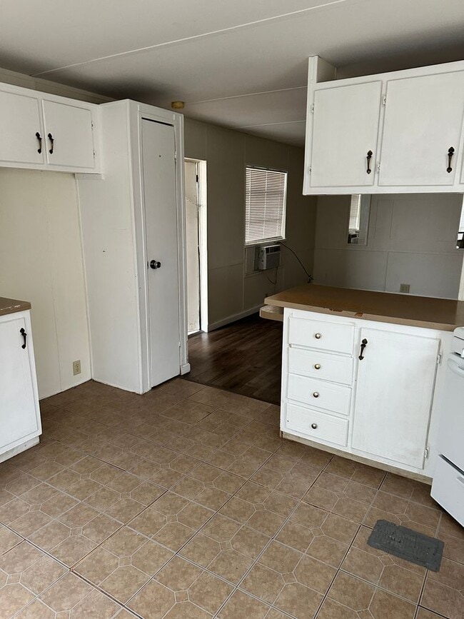 Building Photo - Charming  2 bedroom mobile