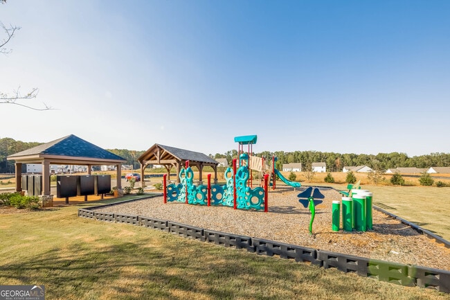 Building Photo - 615 Cantrell Dr
