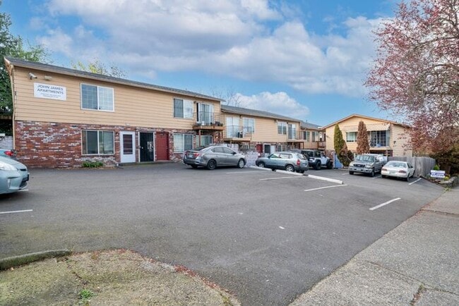 Building Photo - 2 bedroom in Roseway!! Pets OK!