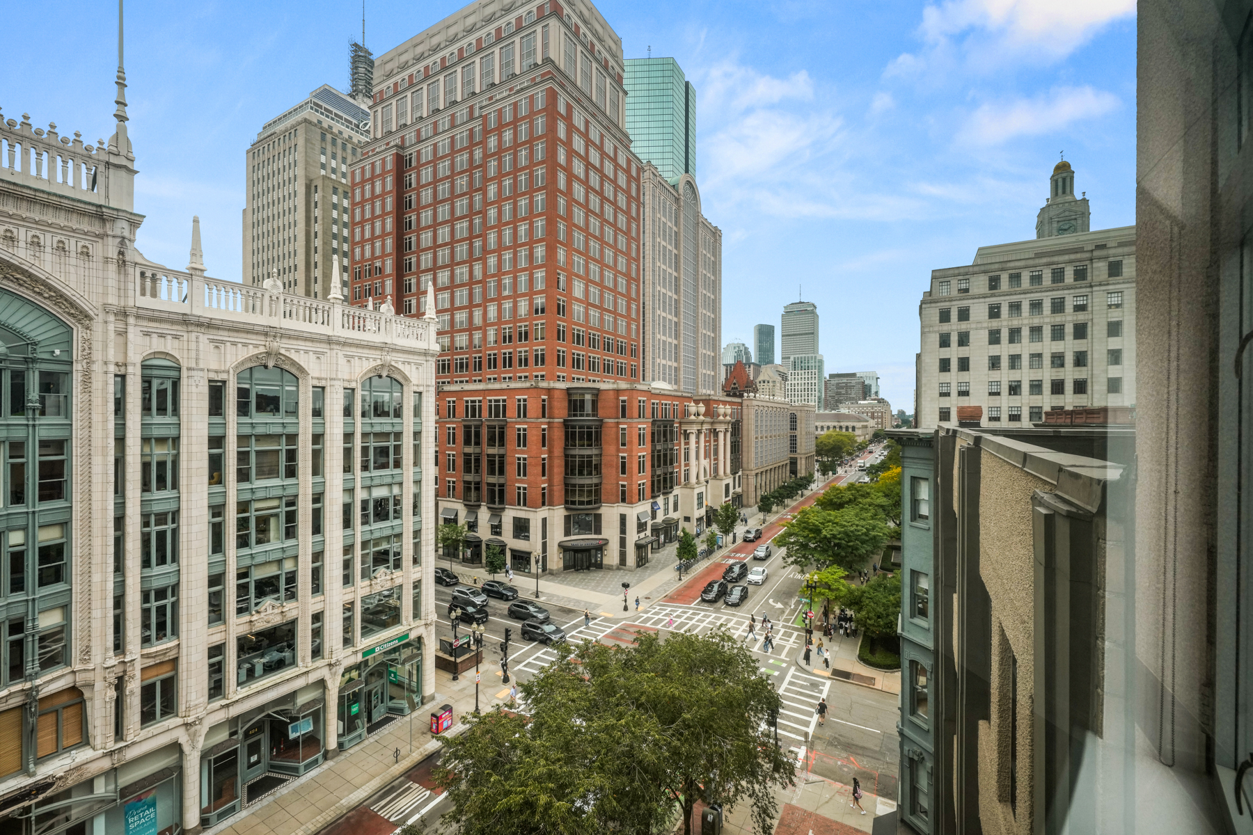 Building Photo - 425 Boylston St