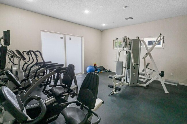 Building Photo - 6930 NW 186th St