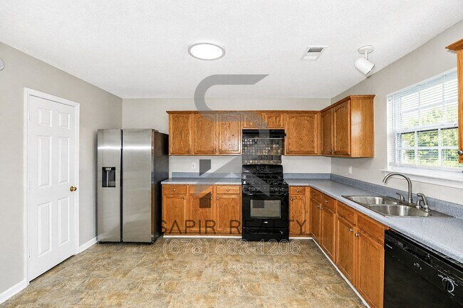 Building Photo - 5868 Amerson Ln
