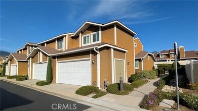 Building Photo - 740 Lander Cir