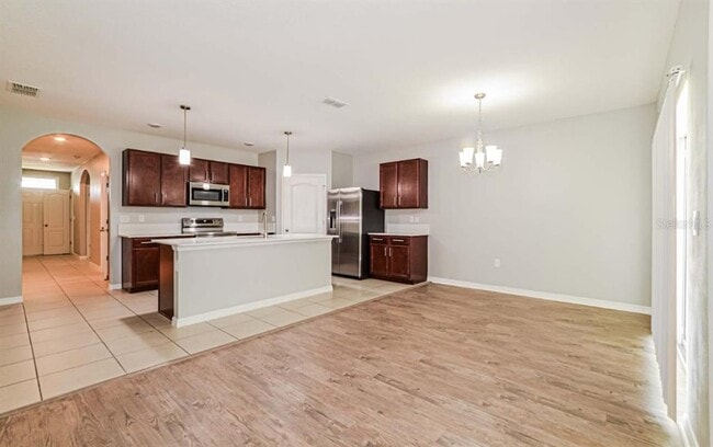 Building Photo - 212 Forest Park Ave