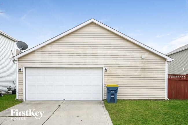 Building Photo - 12168 Lindley Dr