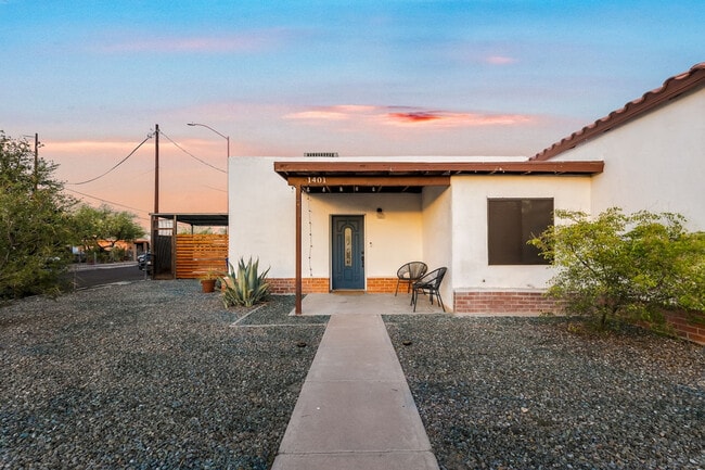 Building Photo - 1314 S 8th Ave