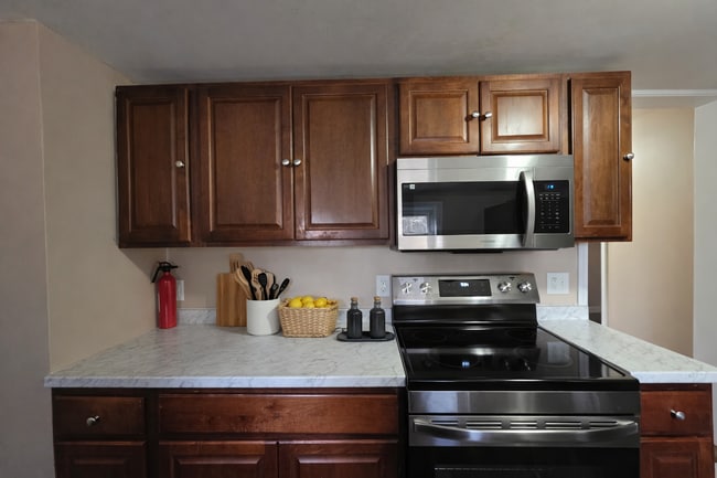 Building Photo - $250 OFF Move In Special!