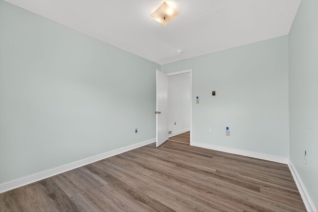 Building Photo - 132 Furnace Ave