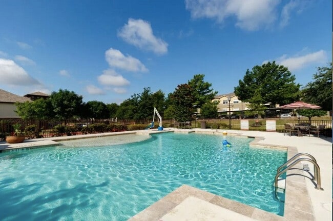 Building Photo - 8275 Stonebrook Pkwy