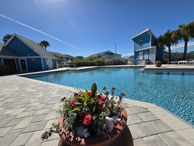 Building Photo - 455 US-19 ALT