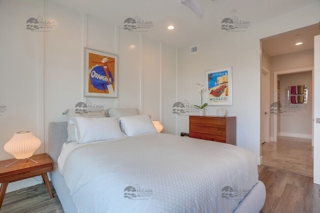 Building Photo - LUXURY 2 Bedroom with AC and Washer/Dryer, DOWNTOWN CARLSBAD VILLAGE