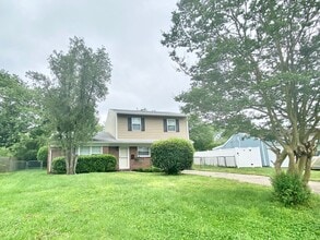 Building Photo - Ready 07-10-26! Great 3-bedroom home in Aragona Village! Stainless Steel Appliances, Granite Coun...