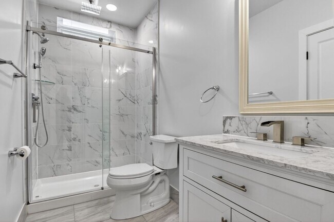 Building Photo - Spacious New Build in Quiet Silver Spring - Available Now
