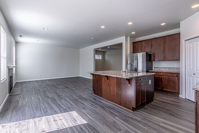 Building Photo - Amazing 4 bedroom home in Stewart Crossing!