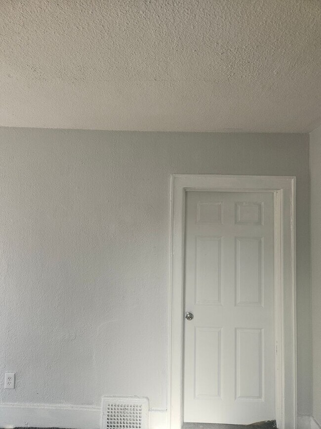 Building Photo - 15804 Belden St