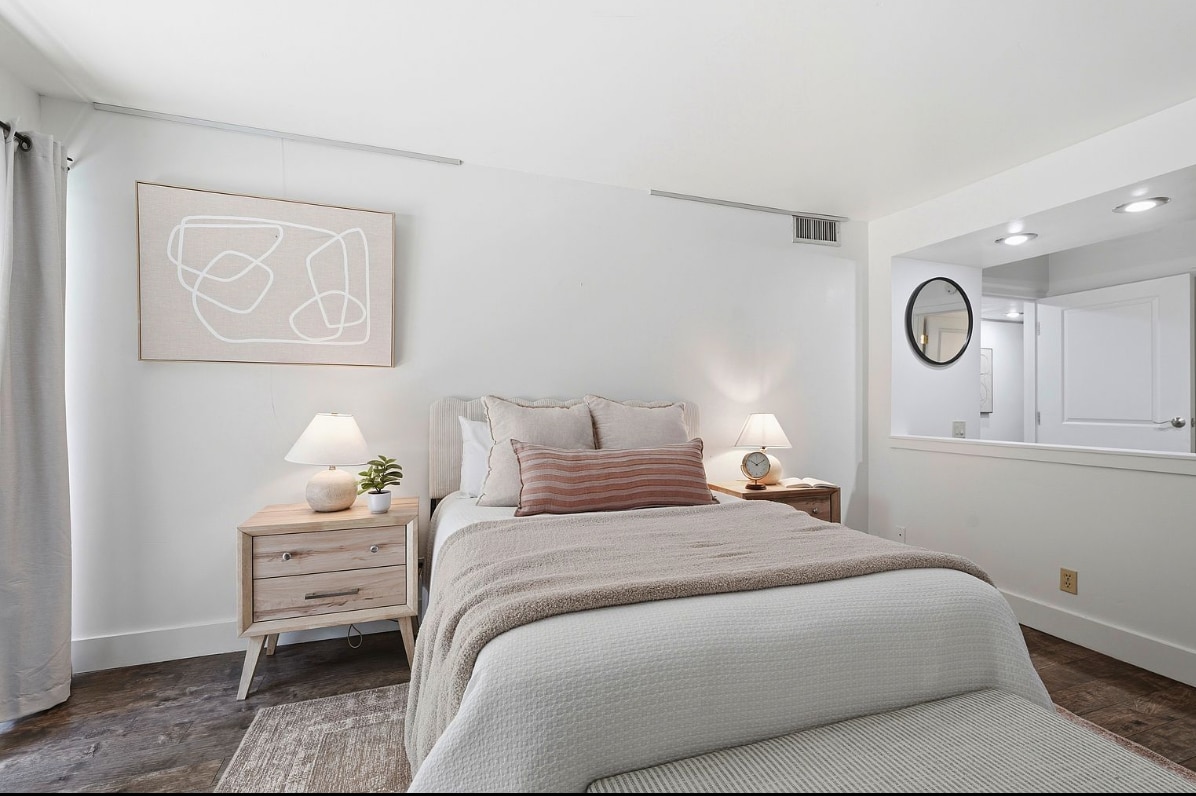 Primary Bedroom - 500 N St