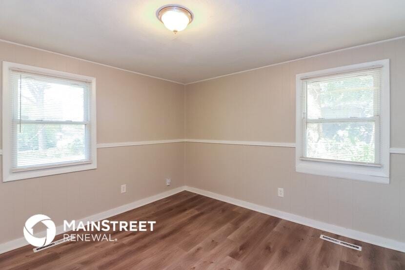 Building Photo - 8067 Norwich Dr