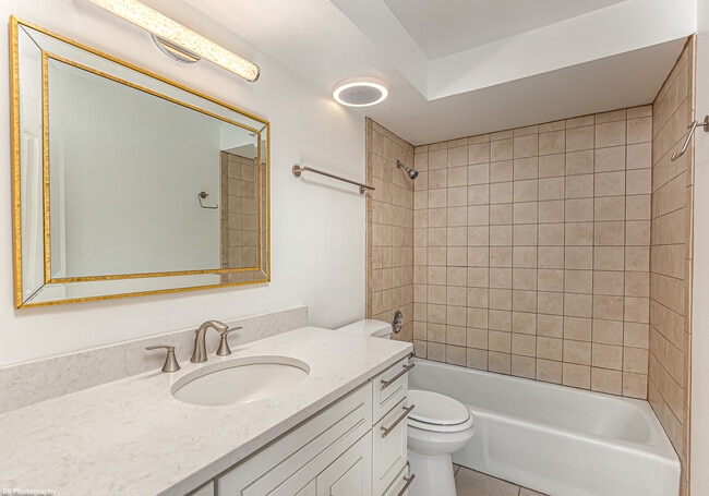 Building Photo - 15834 Orlan Brook Dr