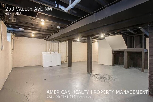 Building Photo - 250 Valley Ave NW