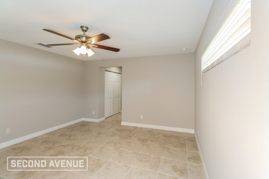 Building Photo - 256 Santo Domingo Ave SW