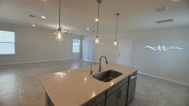 Building Photo - 5054 Holm Oak Dr