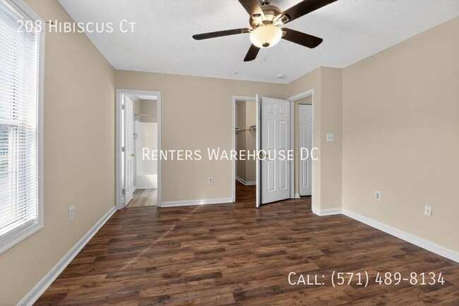 Building Photo - 208 Hibiscus Ct