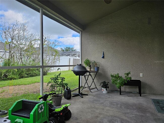 Building Photo - 24415 Summer Wind Ct