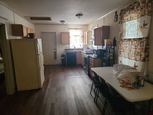 Building Photo - Great 3 Bedroom Home for Rent