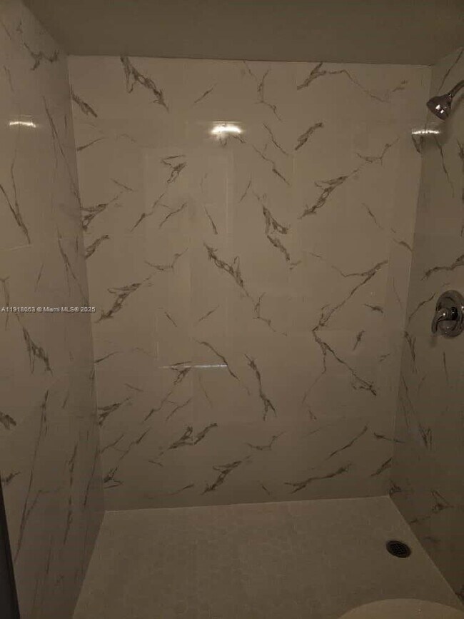 Building Photo - 10725 Cleary Blvd