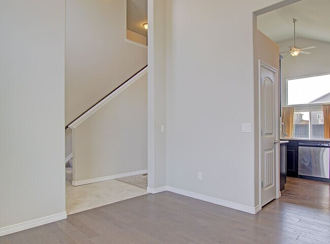 Building Photo - 10801 Saco Dr