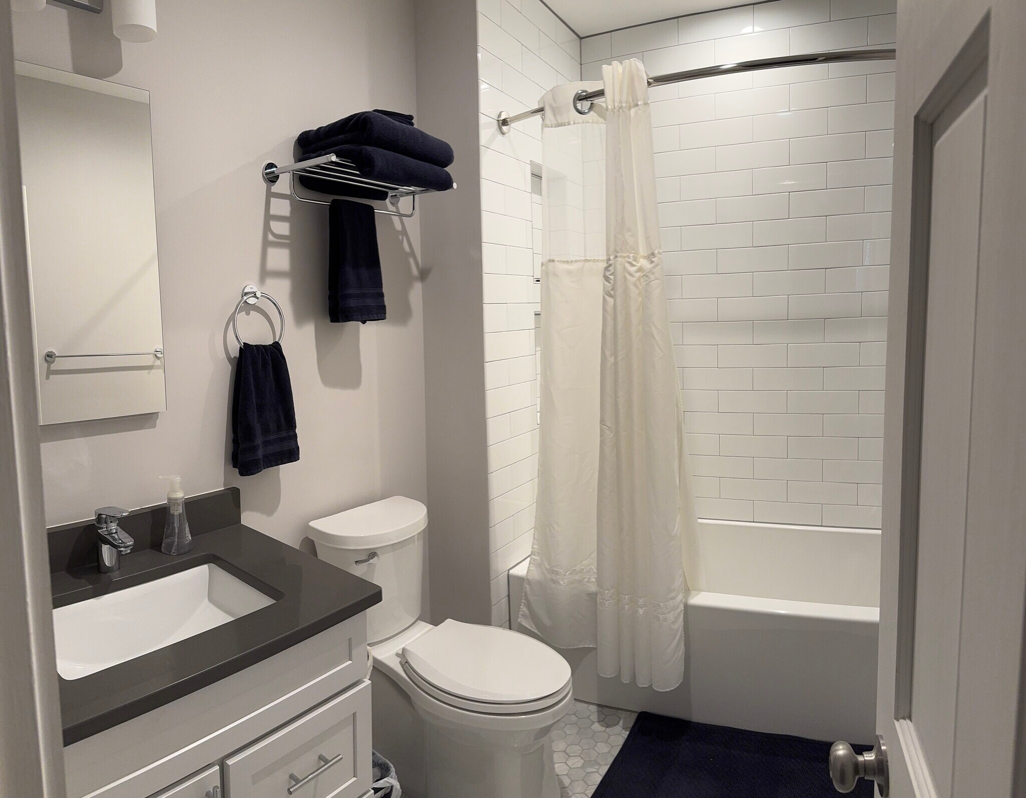 Building Photo - 1414 Quincy St NW