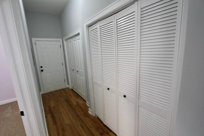 Building Photo - 7413 S Princeton Ave