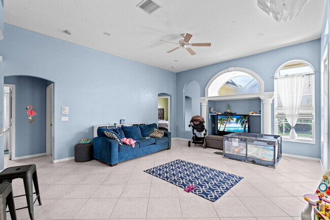 Building Photo - 103 Black Olive Crescent