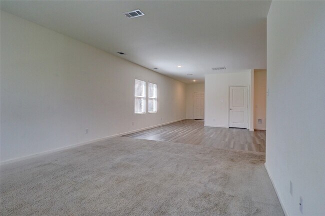 Building Photo - 613 Colgate Cir