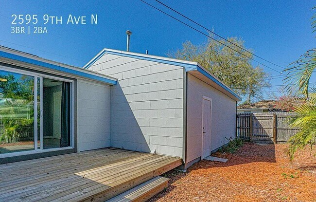 Building Photo - Stunningly Remodeled 3-Bedroom Home on a C...