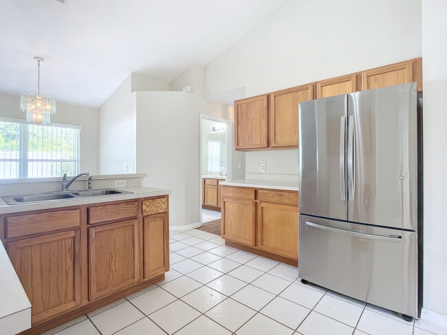 Building Photo - 374 Pine Springs Dr